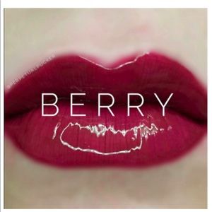 Berry lips sense
